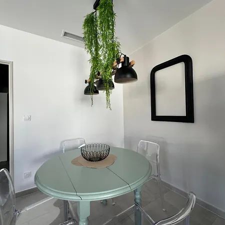 Villa Ambiance 21 Elégance Méditerranéenne à Entre Terre Et Séréna