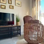 Ambiance 21 Elegance Mediterraneenne A Entre Terre Et Serena 波尔蒂拉盖