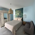 Ambiance 21 Elegance Mediterraneenne A Entre Terre Et Serena * 波尔蒂拉盖